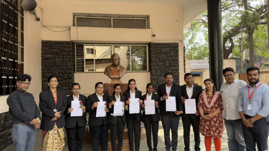 7 MBA students who got selected in HDFC LIFE 